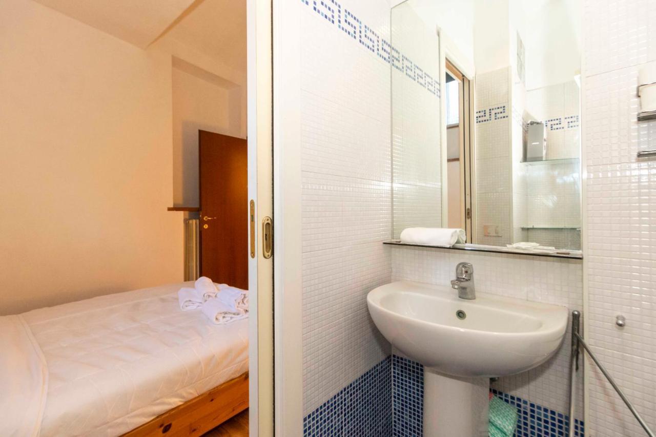 Porta Nuova & San Salvario Roomy Flat Turyn Zewnętrze zdjęcie